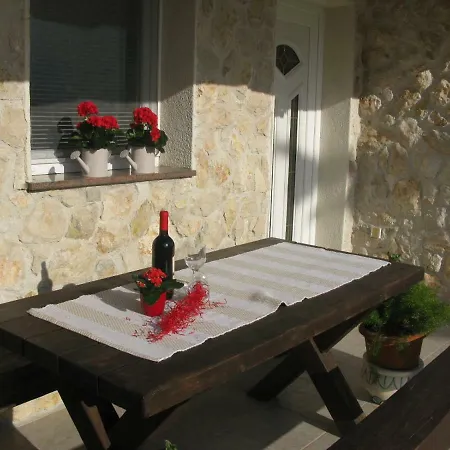 Kuca Za Odmor Tomic * Zara